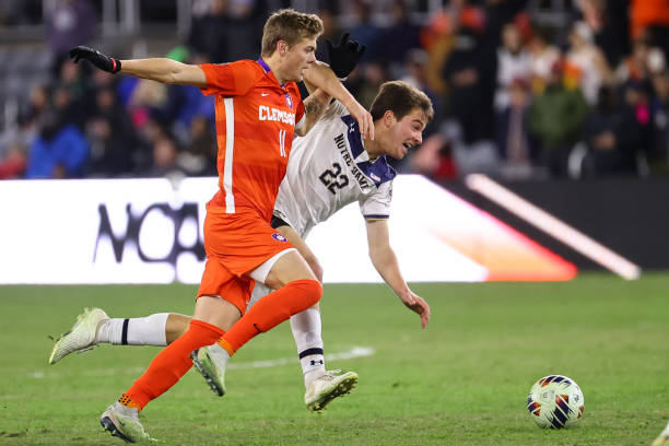 费内巴切 费内巴切