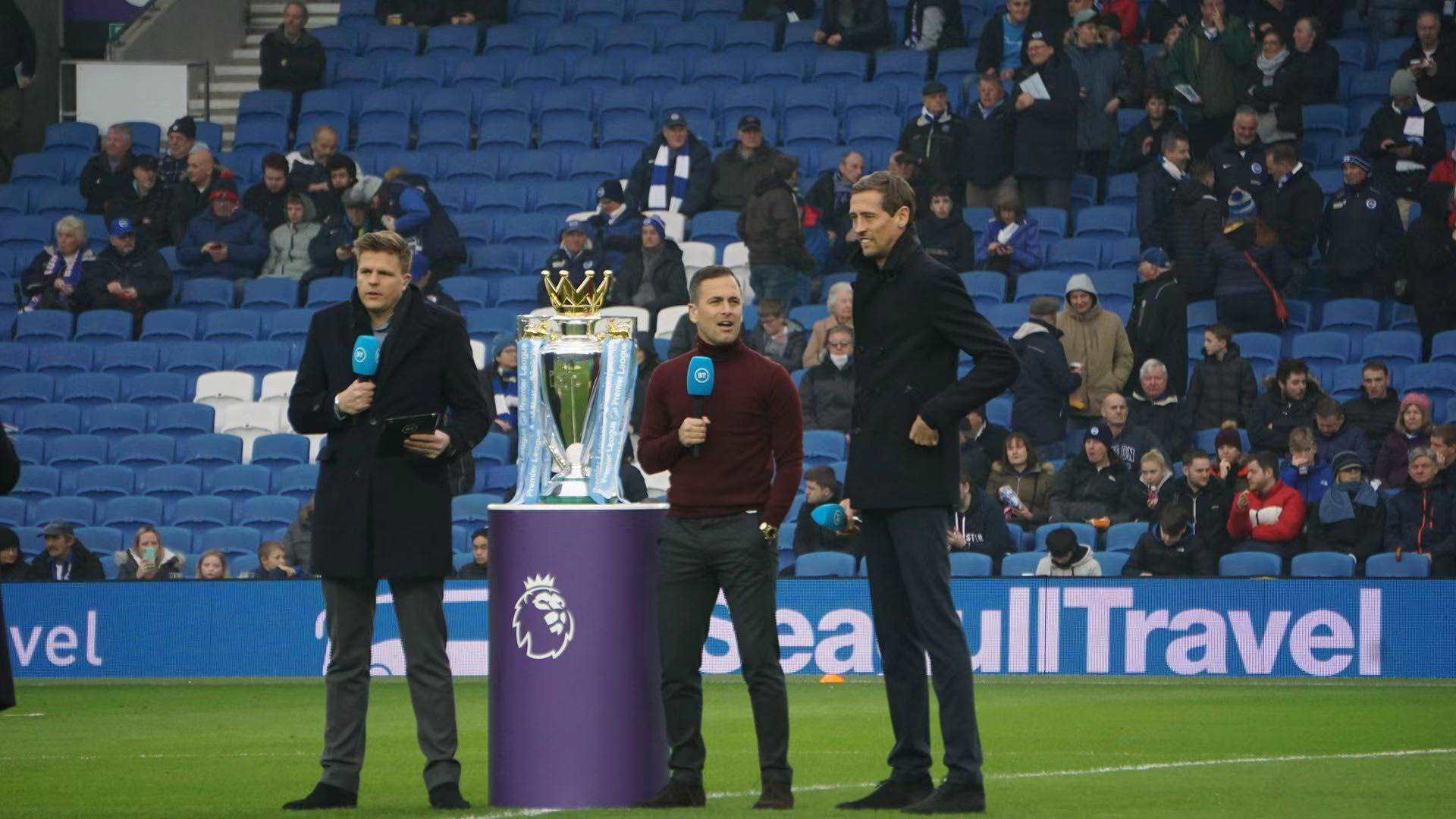 伊西多尔在 伊西多尔在