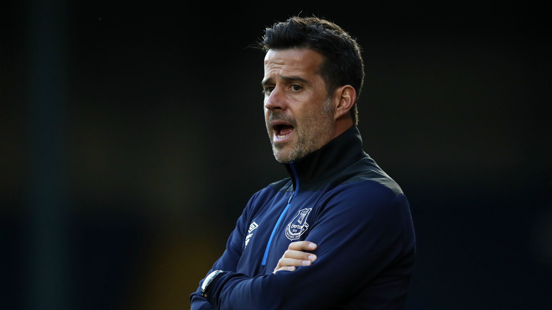 山现代的比 山现代的比